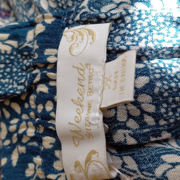 Suzanne Betro Blue Floral Blouse - Picture 5 of 6